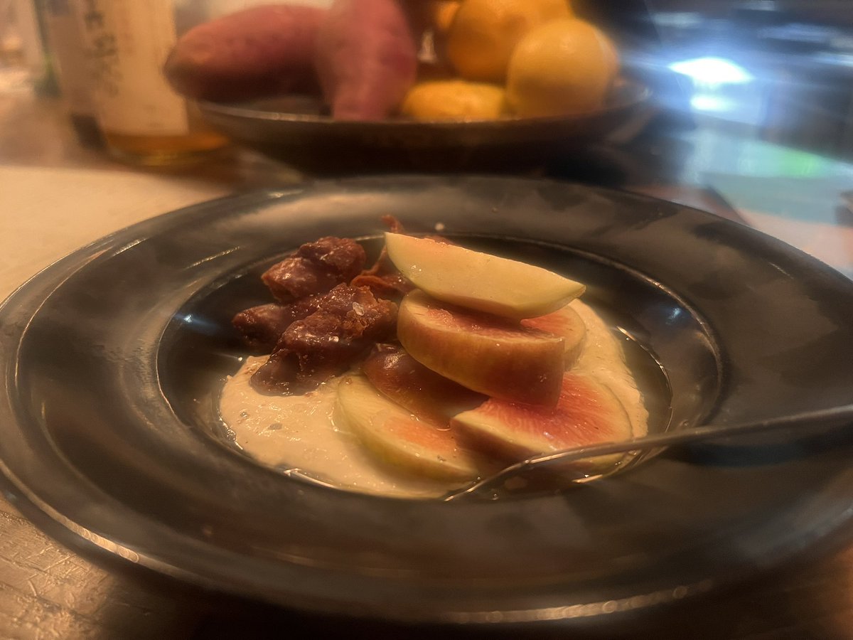 eriri_WJ's tweet photo. いちじくとかりんとうを白和えで？！
これが合うんだなあ
無限に食べられる秋 https://t.co/jHEdhvf68U