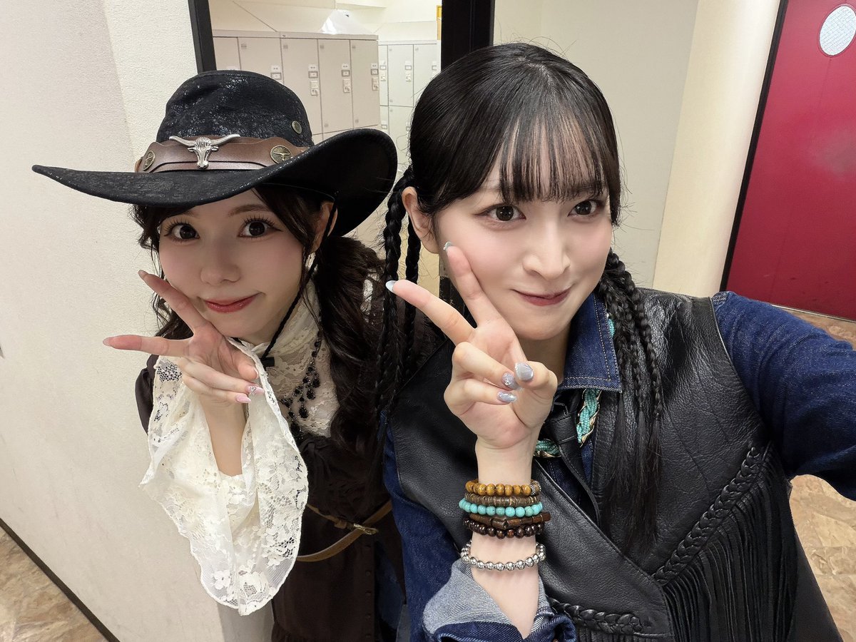 kitase_eri_'s tweet photo. 大森莉緒さん、一ノ瀬みかさんとお写真撮っていただきました!ありがとうございます♡♡
#Zipper 2026年秋号 発売中です~🌵 https://t.co/nOXQn1WSlJ