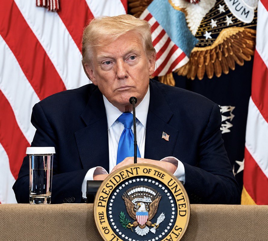 cryptorover's tweet photo. HUGE: 🇺🇸 President Trump previously called for eliminating taxes on Bitcoin and crypto transactions.

MAKE IT HAPPEN! 🚀 https://t.co/0r6X9BZGoB