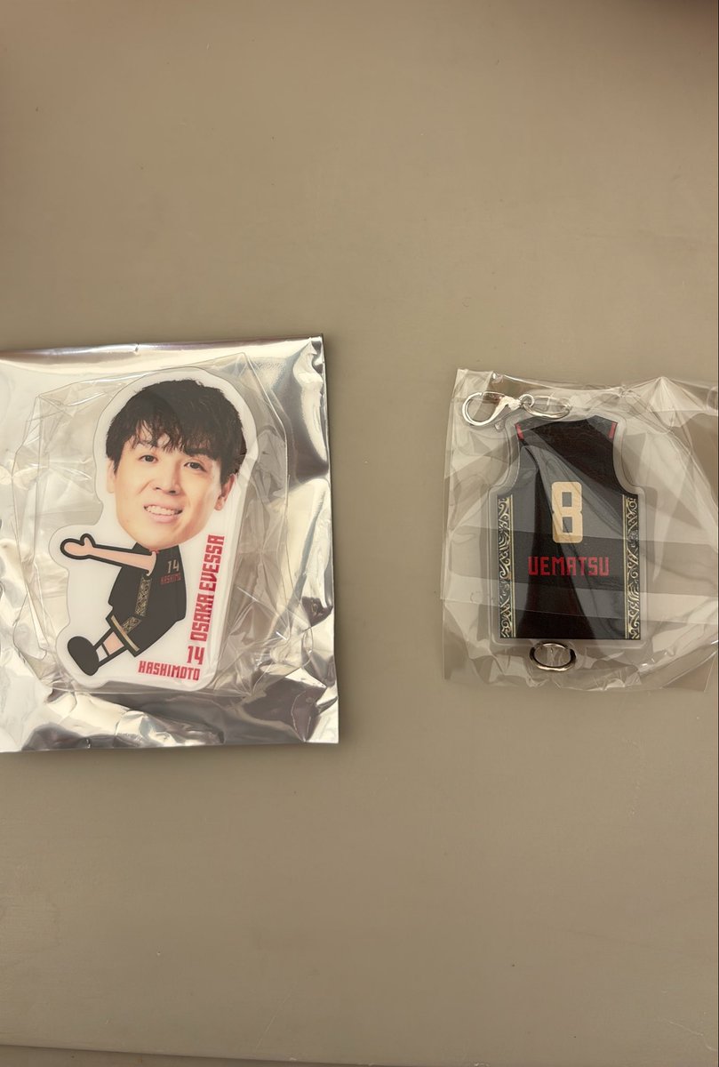 faint310's tweet photo. 大阪エヴェッサ　グッズ　交換

【譲】　画像

【求】　#11 サイズ

本日会場におります。
お気軽にお声がけください！
#大阪エヴェッサ https://t.co/F1QHbyAibt
