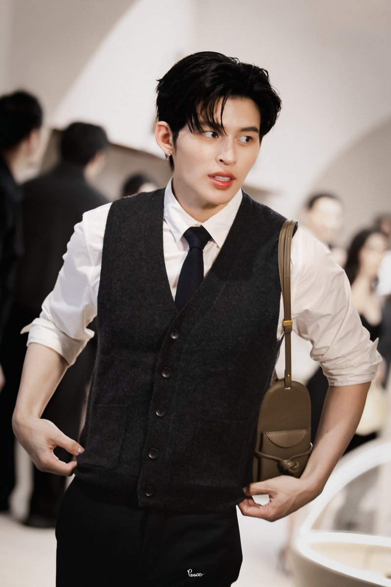 peacesspace's tweet photo. รถไอติ่มแต่งหล่อ
พี่ก็ฟ่าวโพด

POND AT FUNDAO ICONSIAM 
#FundaoxPond #ppnaravit https://t.co/DynVcxtAzc