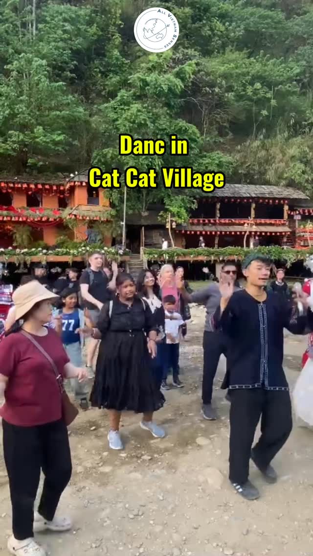 Emosgny's tweet photo. Dancing through Cat Cat Village, where Sapa’s culture, smiles, and mountain charm create unforgettable memories. https://t.co/qs3nyNV3z6