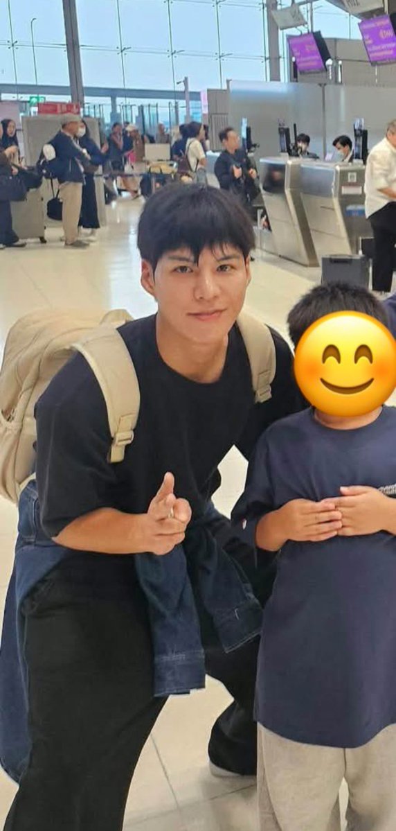 canrun1990's tweet photo. ชอบทรงหน้าม้าหางเต่าแบบนี้อ้ะ  น่ารัก ดูรูปหน้าฮีดิ หล่อจังโว้ย https://t.co/yd3xZ5U5nv