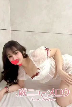 Warabinewmgwhy's tweet photo. 連休最終日は、のんびりマッサージで心身ともに整えませんか？
アイドル級可愛いエミさん、
スタイル良くセクシー美人テクニシャン、新人サオリさん、
細身可愛いアヤカさんが出勤です💕
魅力あふれるセラピストがお待ちしております💖
#スポーツの日
#秋晴れ
#蕨
#西口
#マッサージ
#リラックス
#疲れ https://t.co/YhT9kuUc7B
