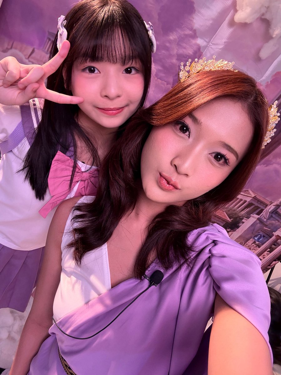 C_OnielJKT48's tweet photo. jangan lupa nontonnnn Ralyne yaaa🤏🏻💜 https://t.co/G8MiWX5qz7