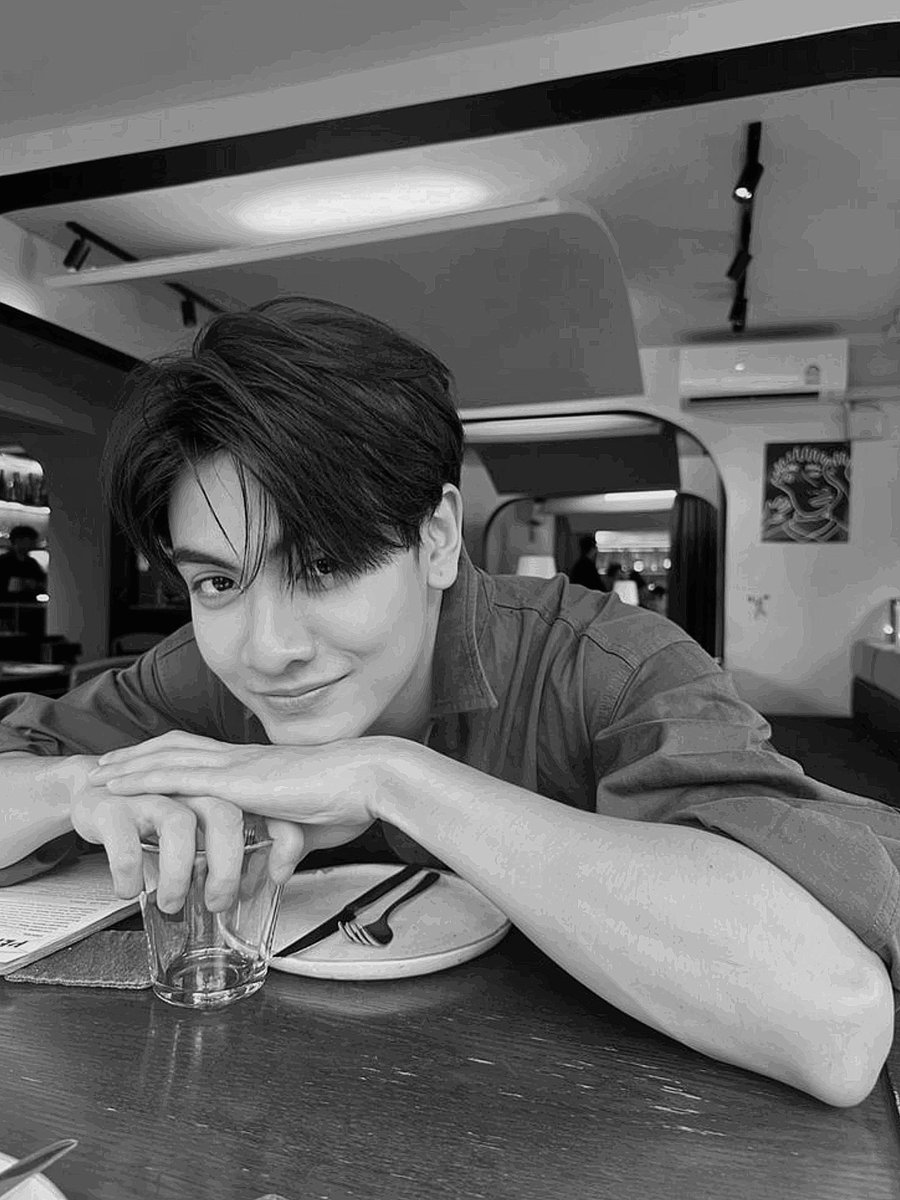 gothllic's tweet photo. ㅤA carinha de bebê dele, nem parece
ㅤque gosta de arrumar briga na
ㅤinternet. Eu te amo demais, meu
ㅤamorzinho. ♡ https://t.co/7Lm9NQntmQ