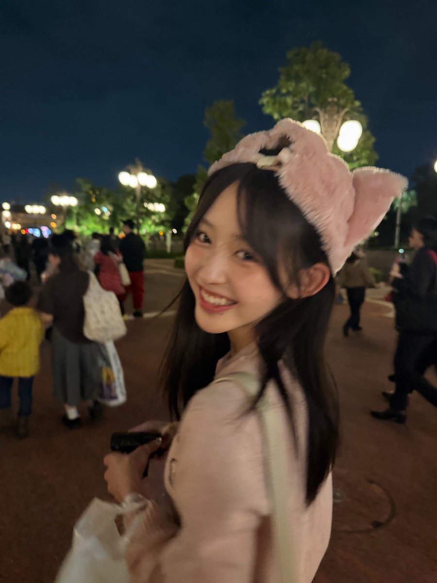 nonnon_rinon's tweet photo. 午後から行ってきたよ🥹ランドが楽しみだったのー！！！！！3年ぶり？！ https://t.co/iI2jlK5hO6