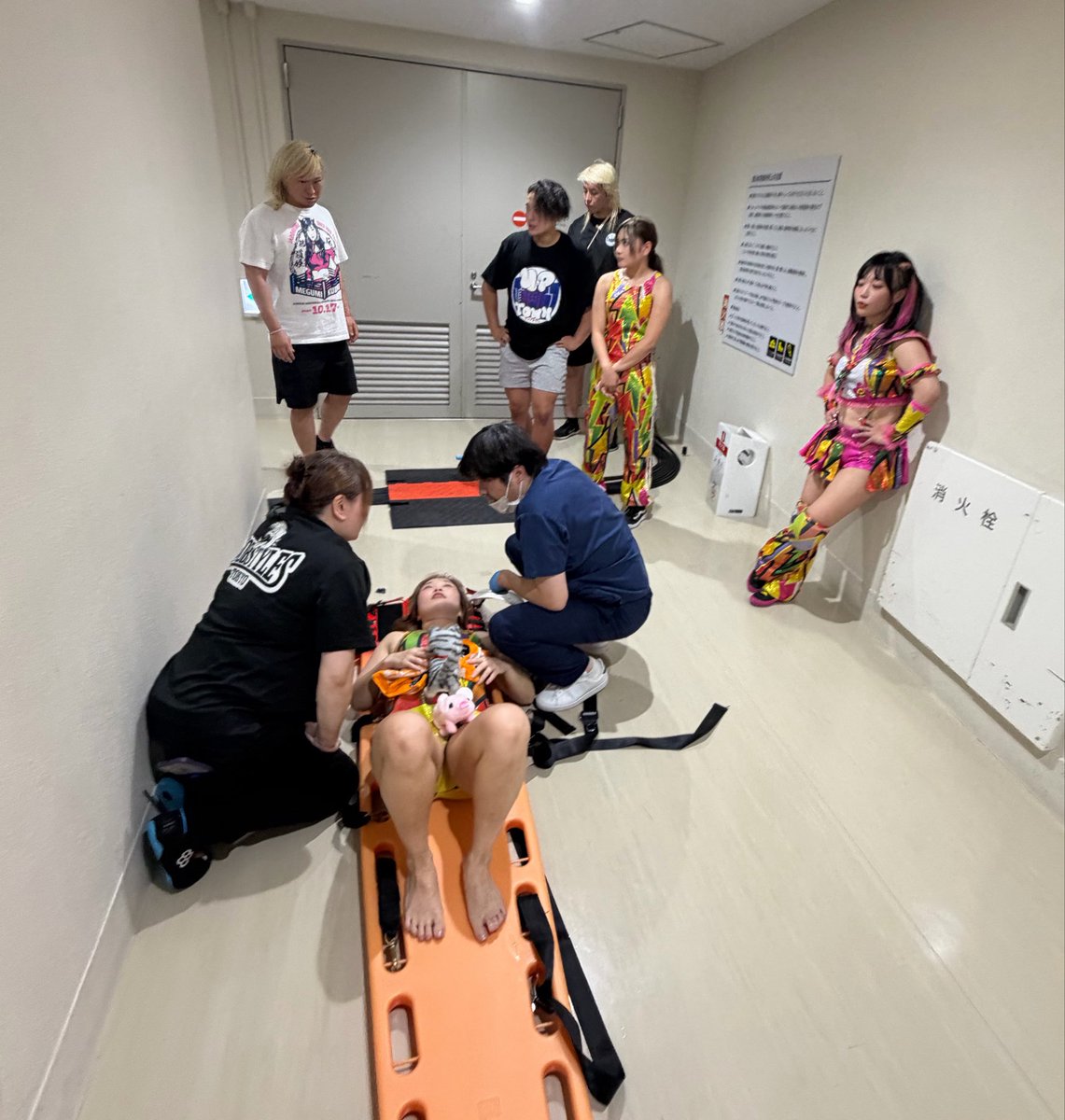 uptownpw's tweet photo. 【さいとう欠場のお知らせ】

先日の試合で首を負傷したさいとうが精密検査の結果、中心性脊髄損傷と診断を受けました。幸い重症ではないものの、ダメージが消えるまで安静を取らせていただく判断をさせていただきました。

よって10月いっぱい欠場させていただく運びとなります。

さいとうの試合を楽しみにしてくださっていたファンの皆様そして出場予定でした大会に関わる皆様、ご迷惑ご心配をおかけして申し訳ありません。

11/1京王プラザホテル大会から復帰予定となります。

引き続きさいとうを応援よろしくお願い申し上げます！

#一体どうなってしまうのか⁉️