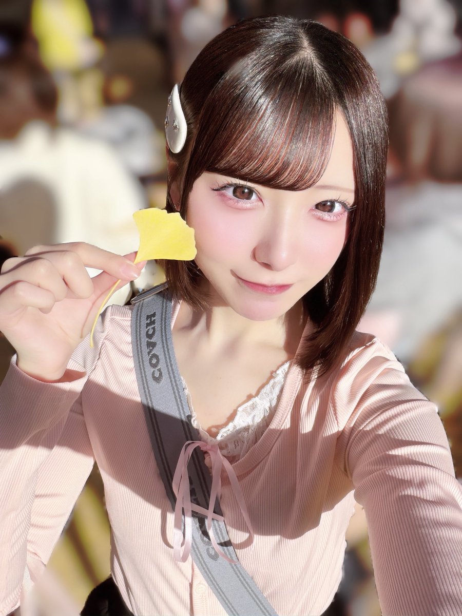 fuua_merise's tweet photo. この投稿を10/20(火)23:59までに引用リポストしてくれた方にはリプしにいきますよ>  ̫ <♩❤︎
文字書くのって難しくてびっくりした、下手っぴかも(T_T)💧
私としほは10/25 1st ONEMAN LIVEにてお披露目させて頂きます┣¨‡┣¨‡➰❤️
初ステージ沢山の人にみにきてほしいな♡
https://t.co/72VBsaldfz https://t.co/EYIqhsSLuj