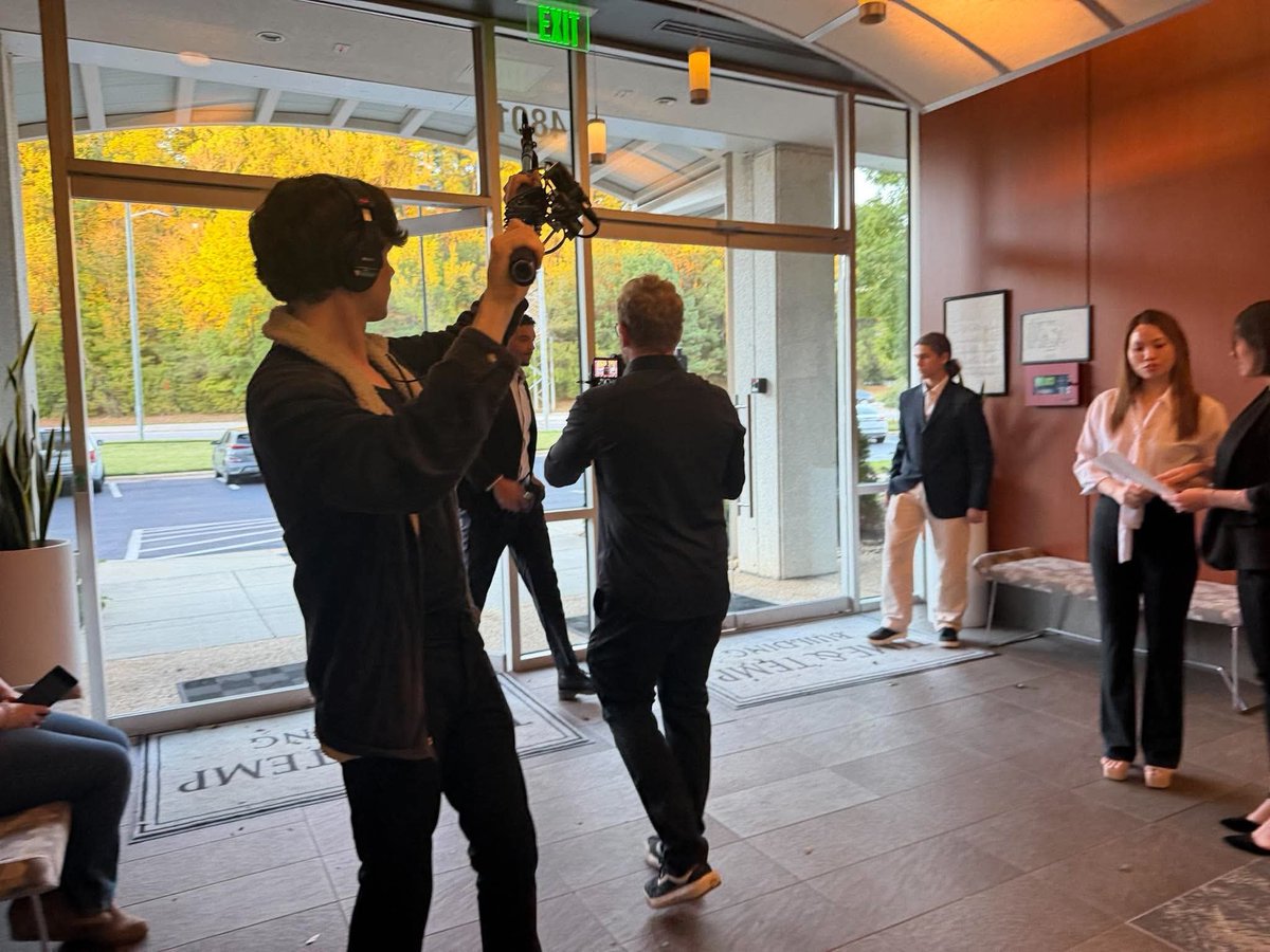 LynnBellUSA's tweet photo. Awesome behind-the-scenes moments! π¬β¨ I truly enjoyed working with everyone on set. Thank you for such a wonderful experience! β€οΈ
#AListModelsAndTalent #BehindTheScenes #ModelLynn #Actor #YouTubeSeries
alistmodelsandtalentnc
nick_booton ninajayd https://t.co/244nVh5WYK