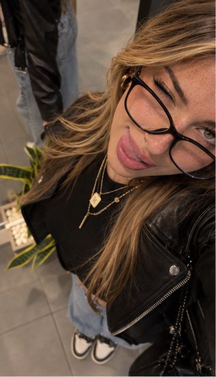 Itssuuummer's tweet photo. me lookin like i got tea on everybody but forgot the details 😭 https://t.co/hkvGDC1lFt