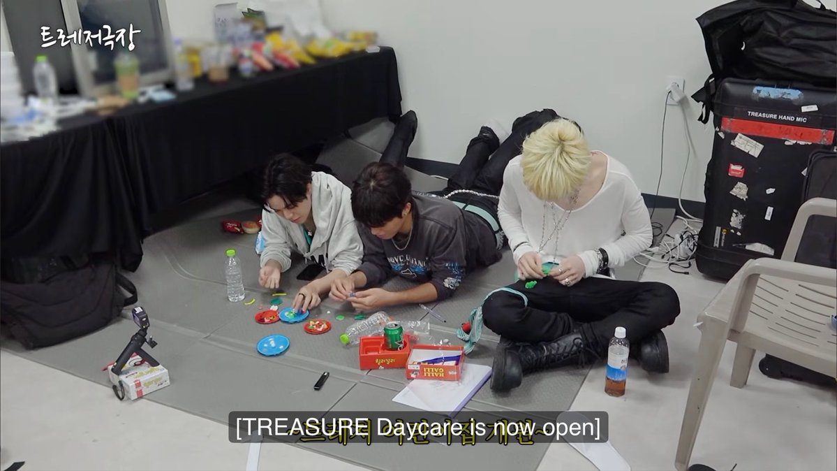 castleinmydream's tweet photo. “treasure daycare is now open”

how can we stop babying them when even their staffs failed to do so? 😩 https://t.co/crJUA3DLpp