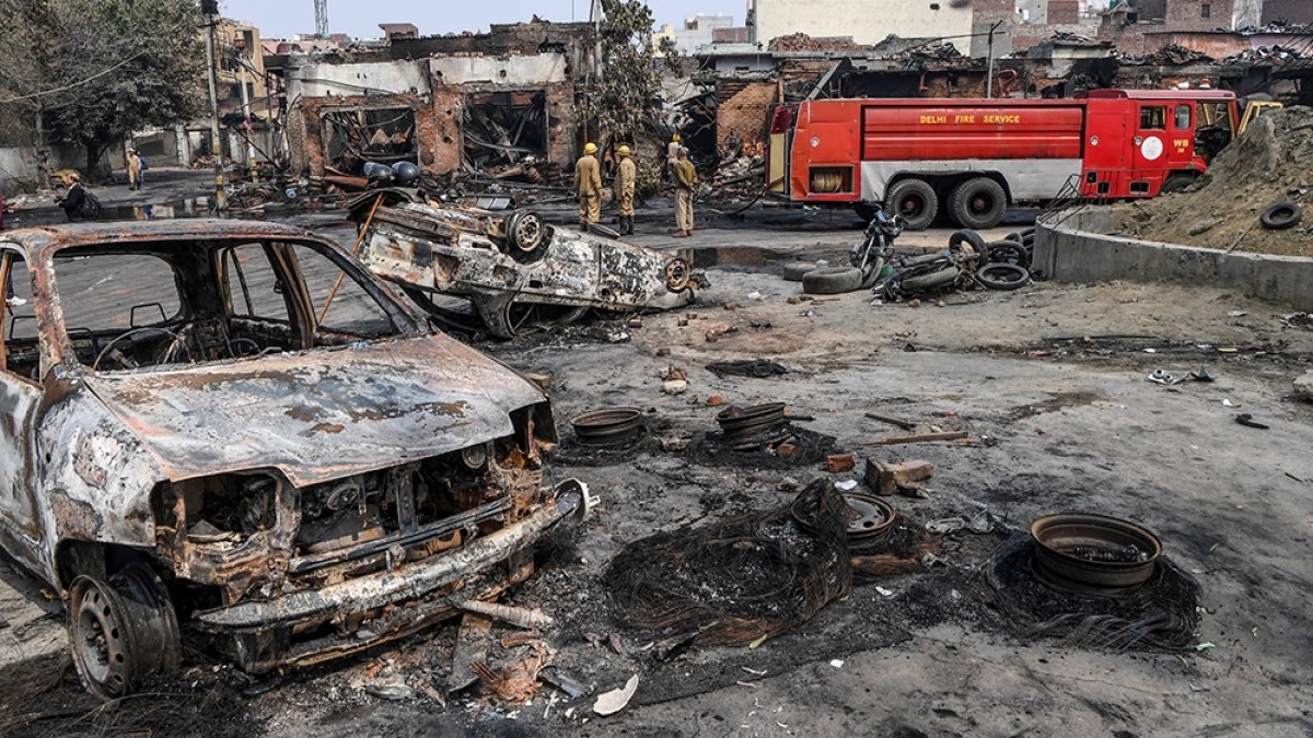 cindylien0216's tweet photo. @numberA30X @AsianDigest @mkharith_ As if you chuslims didn’t burn cars and ambulances during the Delhi riot. Innocent hindus lost their lives due to chuslim barbarism https://t.co/VEvszUmAds