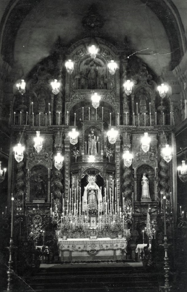 MusaeSL's tweet photo. Todo ello hizo que buscaran otro lugar, encontrando en el arrabal de Triana una ermita con la advocación de Nuestra Señora de la Candelaria, sede de una hermandad que cede en 1651, después de cabildo, a la Orden de Predicadores.
3/4 https://t.co/q07ypnVvLf
