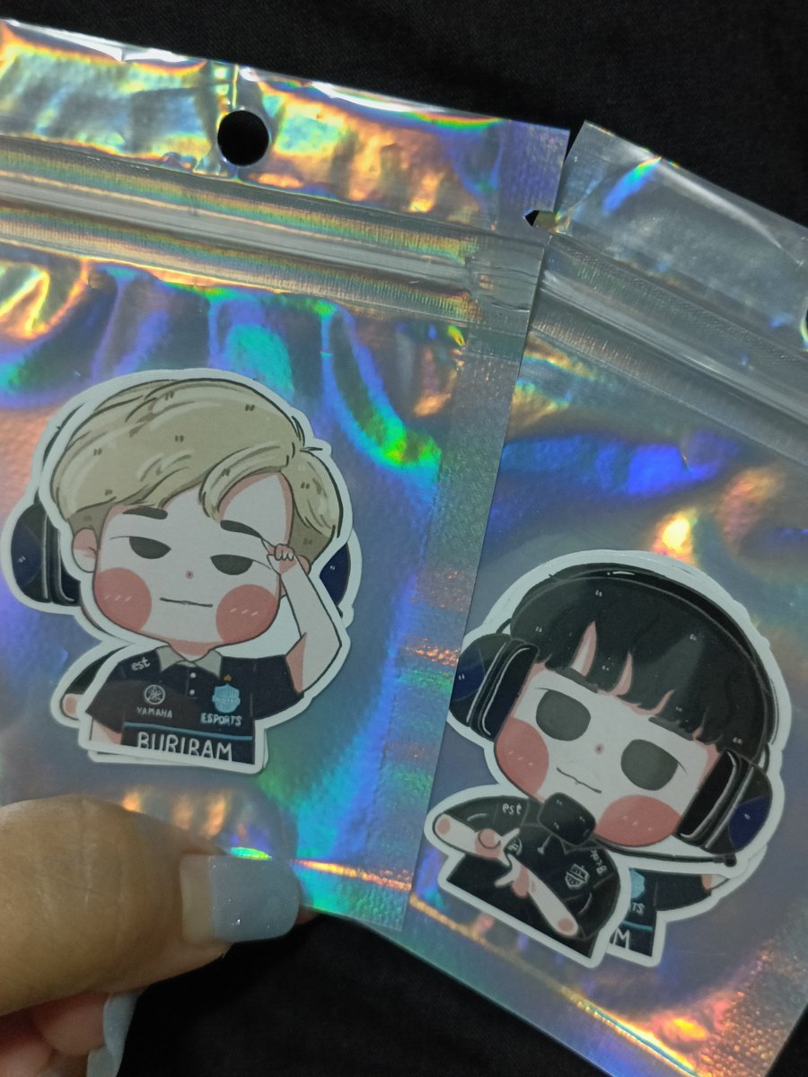 JJJJJSK_'s tweet photo. มารับกันได้นะ Giveaway BRU 

Sticker รวม 6 แบบ 30 ชุด 
Sticker ยาดมหงส์ไทย 20 ชุด 
Keychain Almondp Daewwy 50 ชิ้น 
Keychain NuNu Kssa 50 ชิ้น
Sticker NuNu Kssa 25 ชิ้น 

Location: IMPACT Exhibition Hall 11-12
Date 23-25 Oct  2026
#BRUBLOOD
#RPL2026Winter
#BRU
#บรรเบอ1ไม่มีเจนจ้า https://t.co/P5kMO7bfqZ