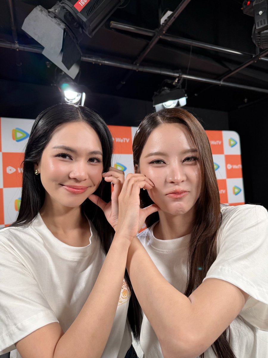 phkzrt0r's tweet photo. ชั้นรักเด้กอ้วนสองคนนิ้ 🥺🫵🏻🥺🫵🏻🥺 https://t.co/46qtVitXYX
