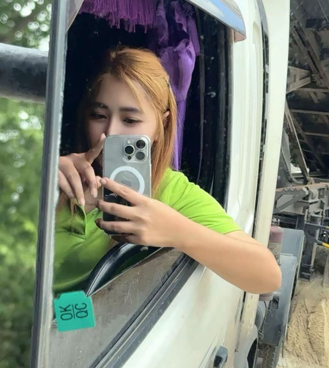 ClaireMalecha's tweet photo. เย๊สเงียบๆ รีไว้ค่ะ คนจริงไม่พูดเยอะนะที่สังเกต https://t.co/NNoQXetc3o