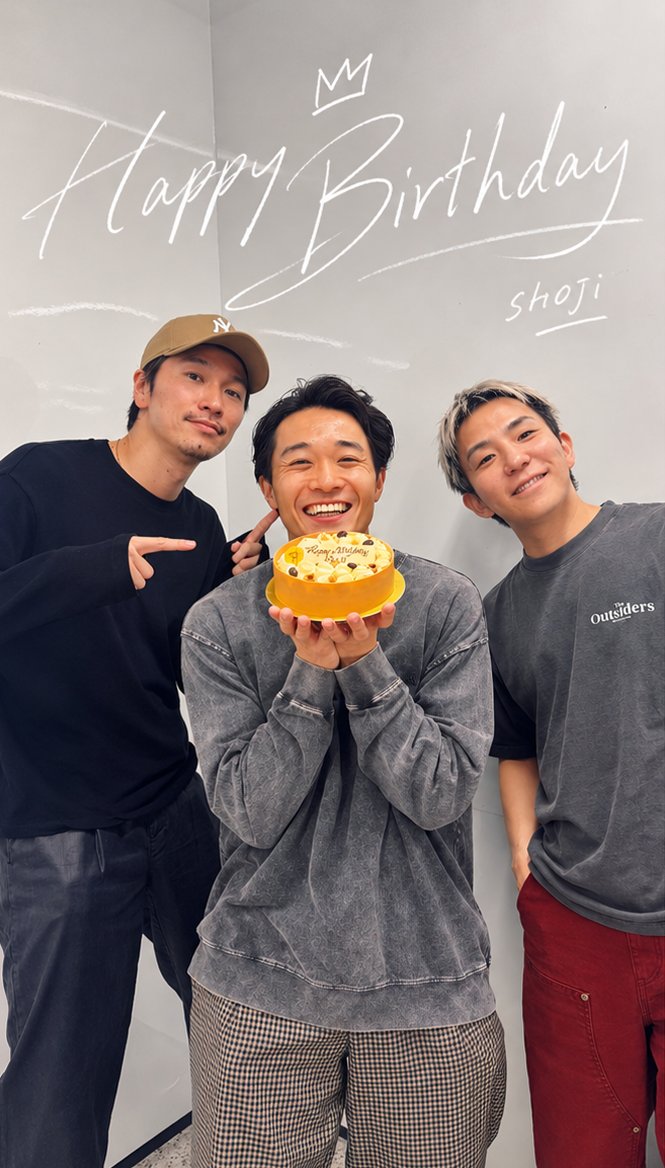 stkgz_official's tweet photo. HAPPY BIRTHDAY shoji🎂✨
#stkgz #シッキン #シットキングス https://t.co/JkOvqmSrJn