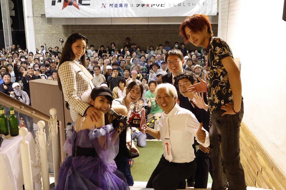 MAAAAAAAASAHIRO's tweet photo. 徳島マチアソビ無事に終わった。
まずは来てくれたみんな本当にありがとう。
おかげで今回はヒーローショーとか色々やる事ができたよ。
大盛り上がりだったし、また来年春にやることを約束する。

また後夜祭でも楽しく話しました。
まぁここのことは書けないからそのままにしときつつ

良い2日間でした。

またみんな春待ってろー！