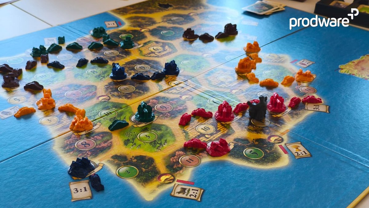 ProdwareES's tweet photo. 🎲¿Quién dijo que en la oficina solo se trabaja? Celebramos una nueva edición de juegos de mesa en nuestra oficina de #Madrid, donde el compañerismo fue el gran protagonista. Risas, estrategia y complicidad para demostrar que los mejores equipos también saben divertirse juntos. https://t.co/btGTJilBlI