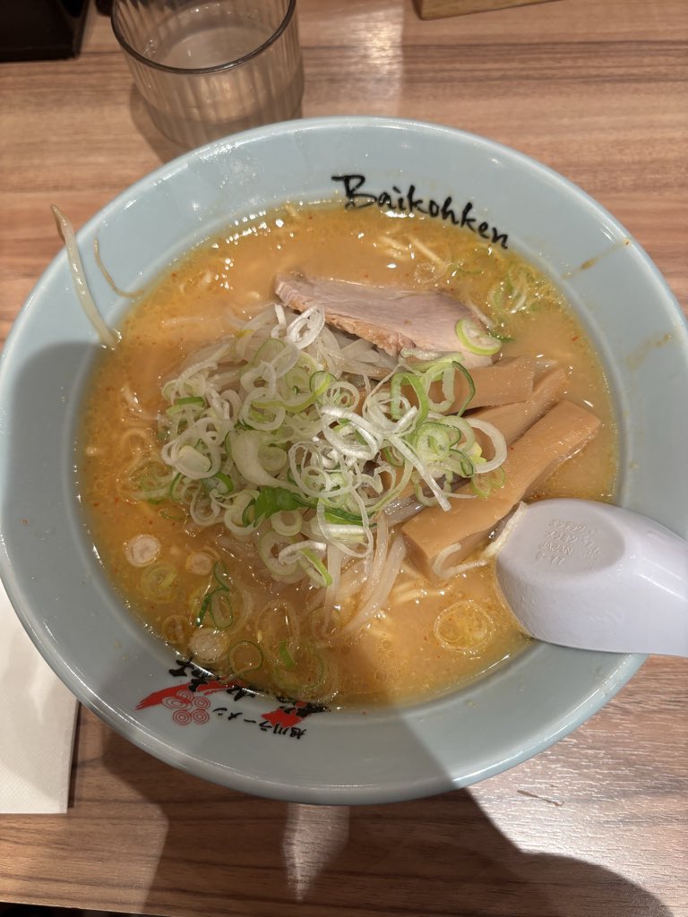 nanachichich's tweet photo. ライブ後のジンギスカンもおいしかった！
また北海道きたらジンギスカン食べたい https://t.co/88eGakvXjK