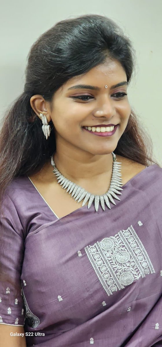 billaram_tamil's tweet photo. Followers cousin….. wat aa faceeee mundaaaaa semmmaiya moood eythuraaaaaa ……. Iva keydacha ennna pannalam https://t.co/n7Nco6s4en