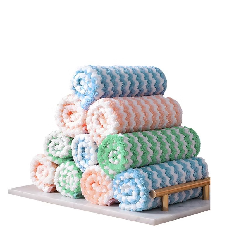 Vexmorin's tweet photo. Kitchen spills, dusty counters, mirrors, car interiors. Small cleaning jobs show up everywhere. A reusable microfiber cloth gives you one simple thing to reach for again and again.
See the set here:https://t.co/UFIJ6w7kKc https://t.co/MvclNR5C4n