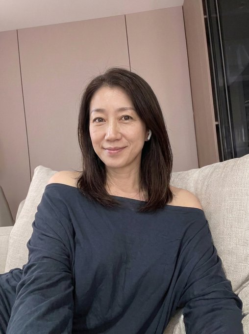 Tfunk15300's tweet photo. 50歲、彼氏なし 誰かもらってくれませんか？ https://t.co/cKtdLJcpZs