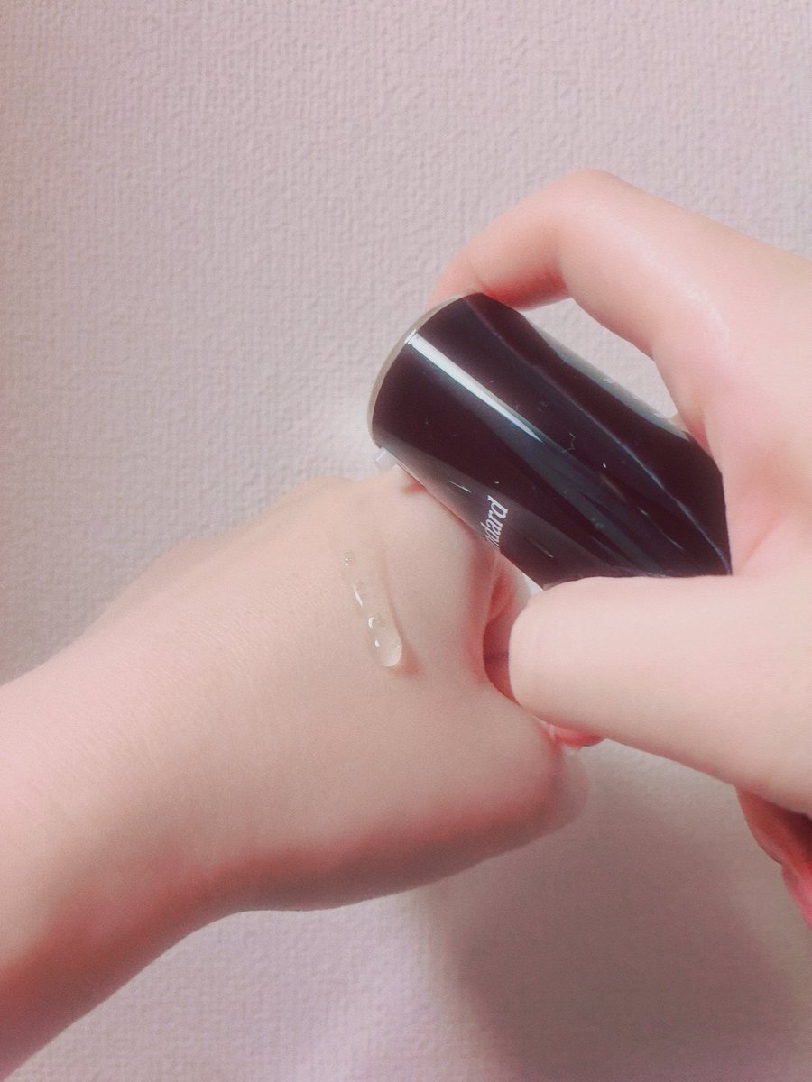 akt_vty's tweet photo. こちらのキャンペーン当選しまして、
skinstandard様より
💛30%ピュアビタミンC PLUSセラム💛
をいただきました💓

ビタミンCなのに透明で、香りも無臭！
なによりピリっとする感じもない…！！！
乾燥や寒暖差で肌が敏感になるこれからの時期、
めちゃくちゃありがたい…🥹💕

濃密なテクスチャなので、手で温めてからゆっくり馴染ませるといい感じでした❣️
ペタつきはあるので、夜のスキンケアに取り入れたいと思います🌙

#スススDAY #skinstandard #gifted