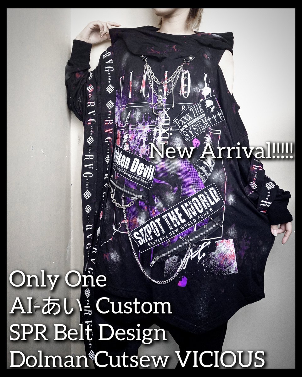 SEXPOT_TOKYO's tweet photo. 🥀💀一点物AIカスタム新作情報💀🥀

【VICIOUS SPR BELT DESIGN DOLMAN CUTSEW】

アシメ使いが癖になるゴスROCKなBIGカットソー😈🌹

size.F｜税込￥19,990

一点物につき、売り切れ次第終了⚠
お求めの方はTOKYO店 or 公式LINEまで✓

#セクポ #SEXPOTTOKYO #creation_AI https://t.co/es9FCLp8GO