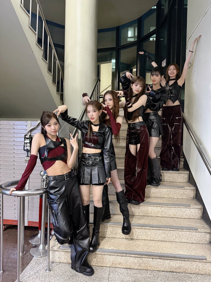 pokapoka_saebi's tweet photo. #izna #2026MAMAVOTE

黒のレザーもいいよね https://t.co/ajWUpA56Y1