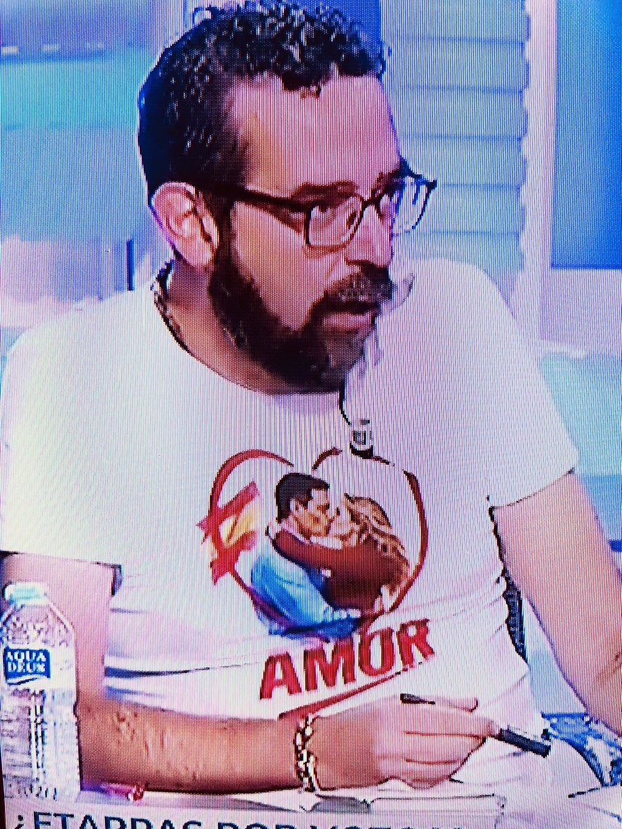 GladiatorAstur's tweet photo. ¿Es ético llevar gente con deficiencias cognitivas a debatir en la televisión?
#EnBocaDeTodos https://t.co/zJshDg2Fnp
