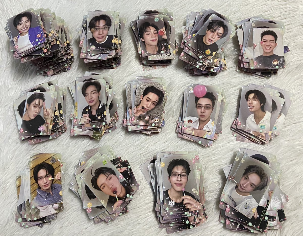 2I_7Got7_'s tweet photo. 📌 ลงขายการ์ดคืนนี้นะคะ กองสุดท้ายไม่มีมาเพิ่มแล้ว  ฝากกดรี กดเฟบให้หน่อยค่ะ 🫶🏻💞
#ตลาดนัดgmmtv #ตลาดนัดปอนด์ภูวินทร์ 
#ตลาดนัดเพิร์ธแซนต้า #ตลาดนัดฟอสบุ๊ค 
#ตลาดนัดสกายนานิ #ตลาดนัดจูเนียร์มาร์ค
#GMMTVFANIVAL2026HappyFamily https://t.co/pkqMzjiU2h