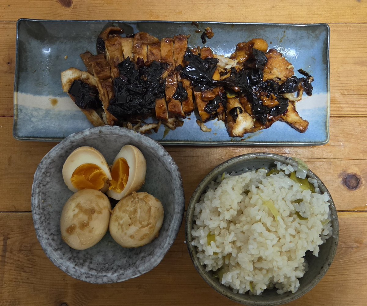 fujikko6601's tweet photo. 早く終わったからリュウジを信じたたまごと鳥むね肉
腹減ったぁ… https://t.co/Xdk5IsqR2K