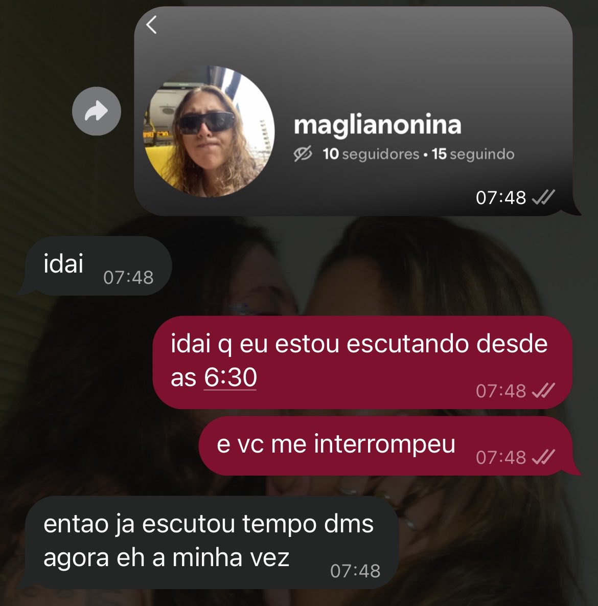 maglianonina's tweet photo. pov vc divide a conta do spotify com sua namorada https://t.co/rLiHZNgtTN