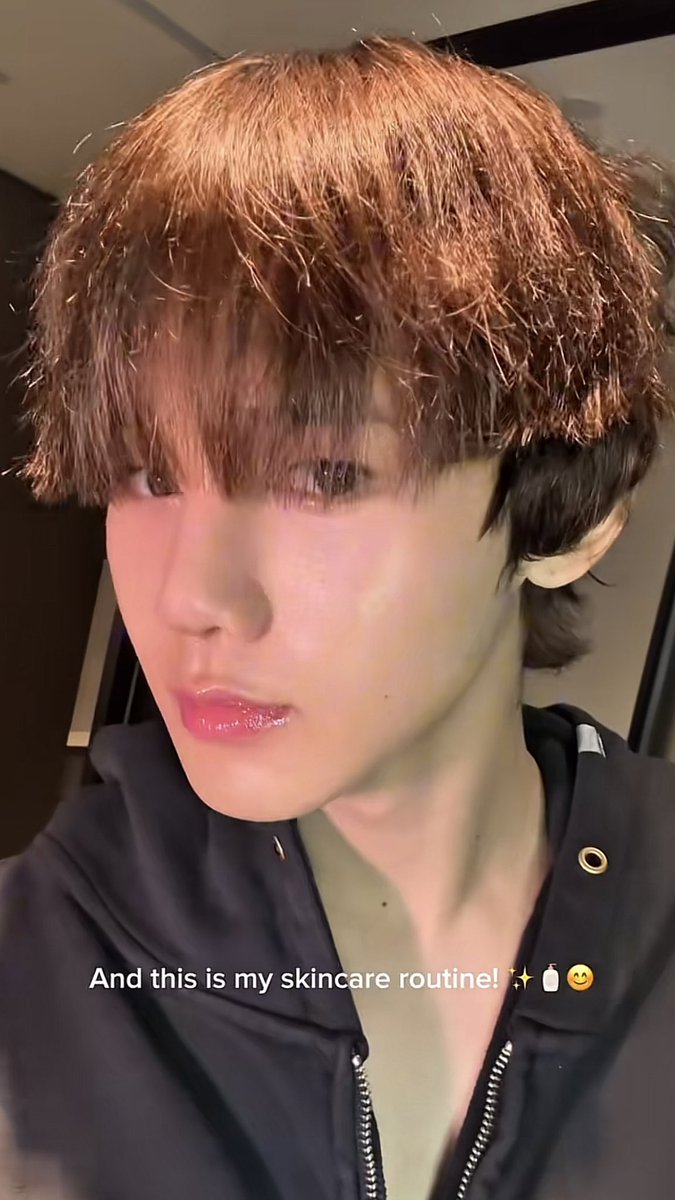 mywb02's tweet photo. ชอบดูพี่มินแต่งหน้าแชร์สกินแคร์มาก สกิลชีเริ่ดอะ เพราะเคยไปอยู่เกาหลีมั้ยนะเหมือนเขามีสอนเรื่องแต่งหน้าด้วย แต่แต่งออกมาดูดีมากๆ ลงอีกได้เลยนะคะดูเพลินมาก 🥺 https://t.co/WJmQM2xLxB