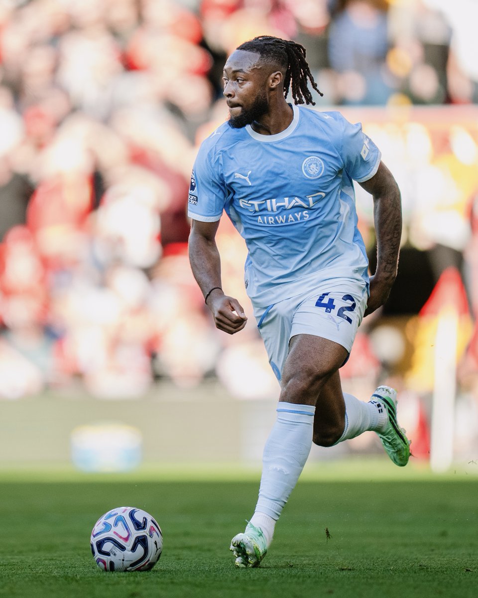 ManCity's tweet photo. Enzo 💬 (On injuries from Ipswich) He [Erling] can be available. We’ll see. We have a session now and we have some doubts. He was quite good yesterday. Better.

The rest are more or less okay. The only one that will be out for probably eight weeks is Antoine [Semenyo]. https://t.co/EZvt1rYxBl