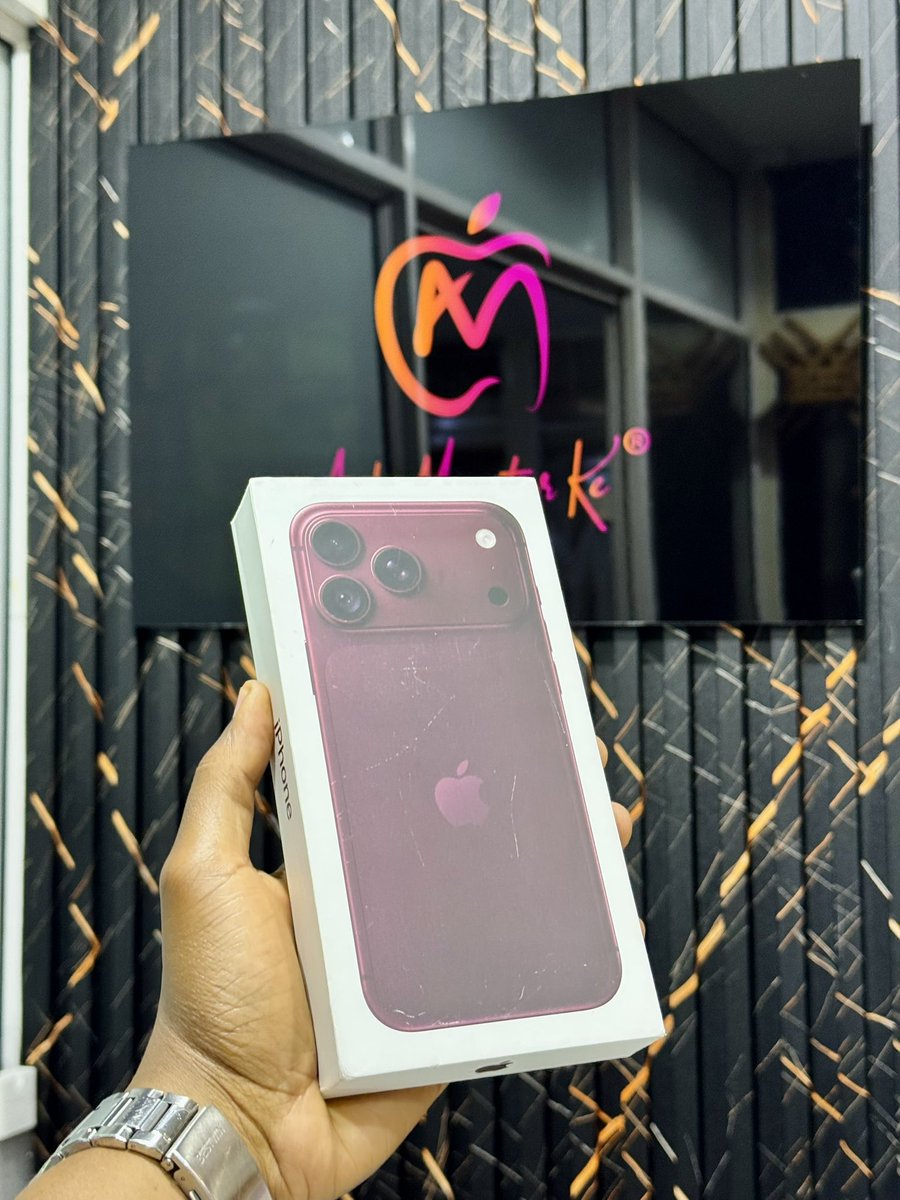 applemistarke's tweet photo. 18Pro 256gb eSIM ksh 191,000/-

☎️0748080822 https://t.co/HJRn1ICKM9
