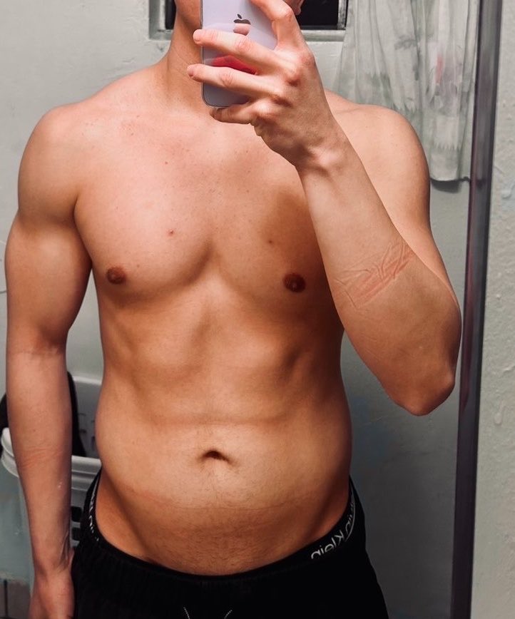 alex_thereaper's tweet photo. #nsfw #wata #teen #hornyfeed #horny first post kinda nervy https://t.co/PkOKhJQn9Y