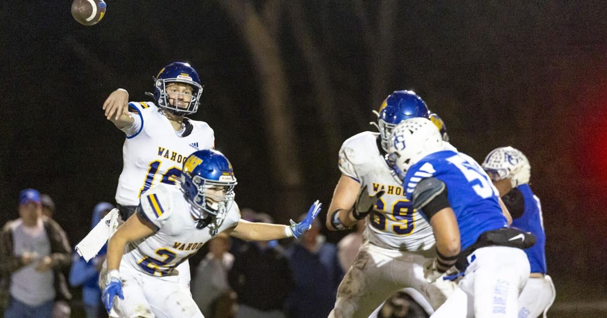 PrepExtra's tweet photo. Nebraska high school football rankings: See who rose and fell after Week 8 ➡️ Find link to story in bio https://t.co/0JFIVND9sf