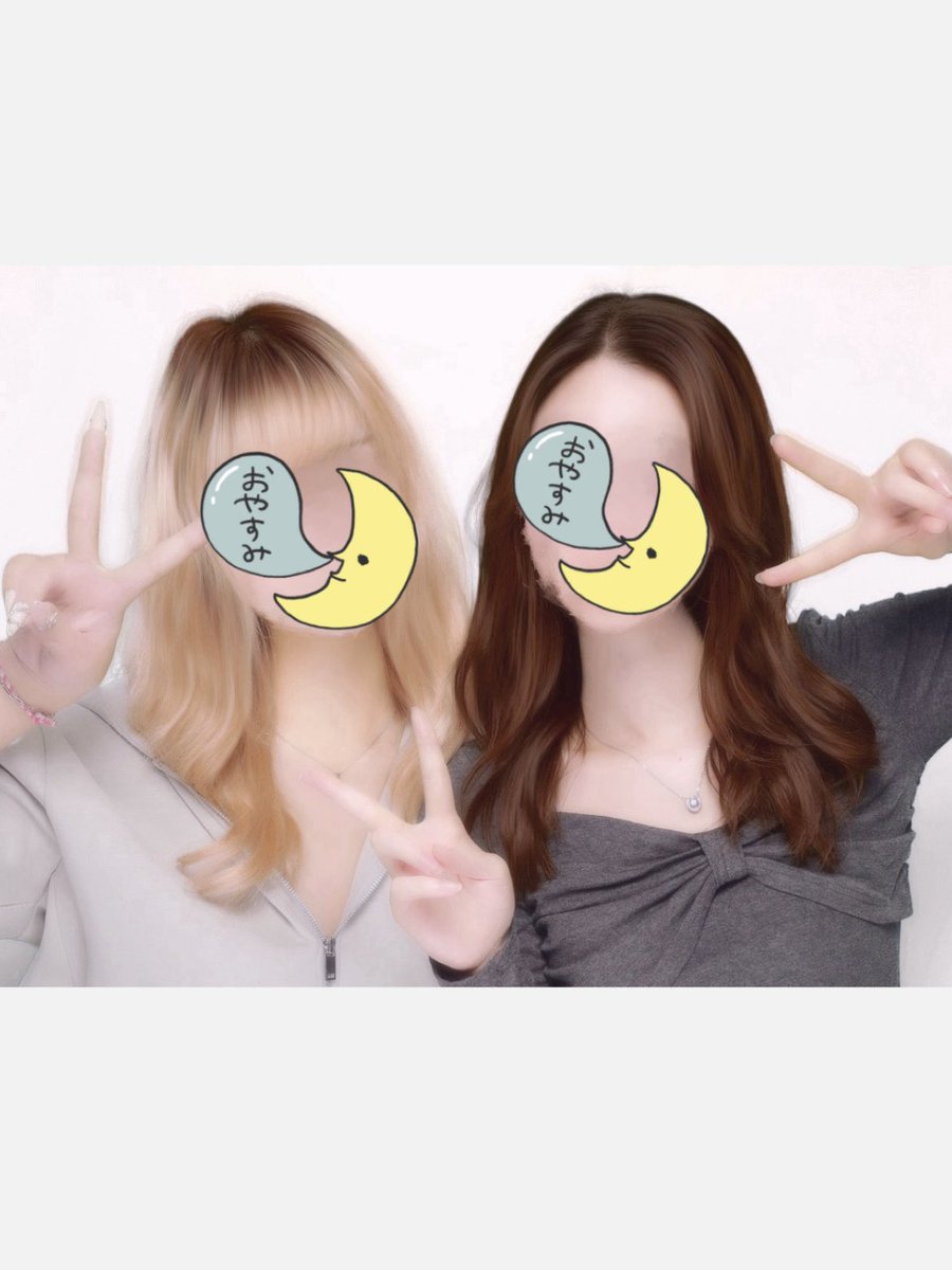 forppang55's tweet photo. トレカ持ってくるの忘れたからスマホで写真出してくれるおたくのみなさん⬅️ありがた🚰·̫🚰♥ https://t.co/Mt0hvG6egm