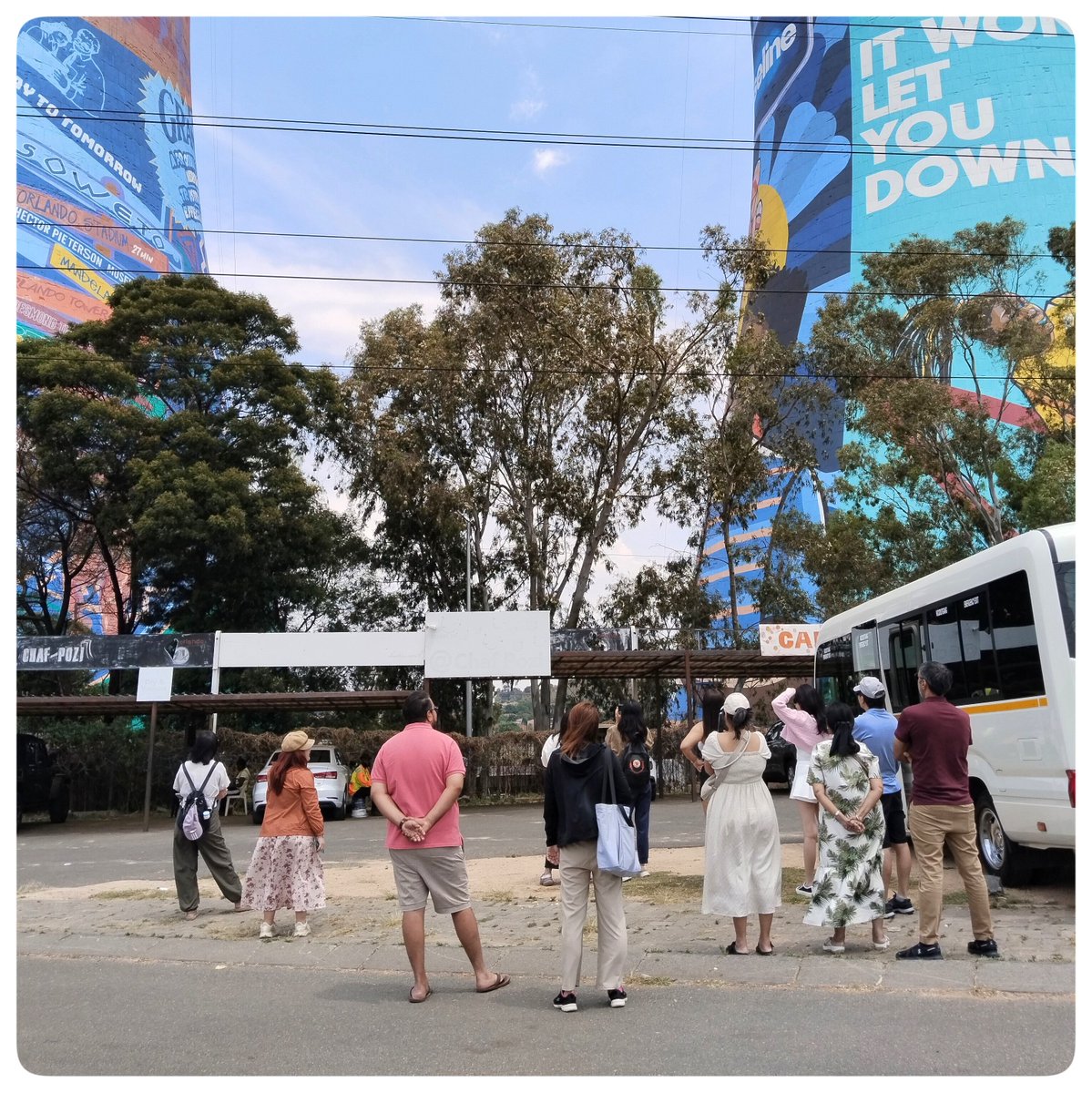 MicroAdventure5's tweet photo. J O Z I  &amp;  S O W E T O  T O U R 💜 🇸🇬

Always have good fun 🤩 with @adventuretogether.sg and their groups from Singapore!🇸🇬

We had too much fun ✨ on the weekend exploring Jozi and Soweto.

Thank you @adventuretogether.sg for trusting us with hosting your guests.🙏🏽 https://t.co/SGSs0z9HuH