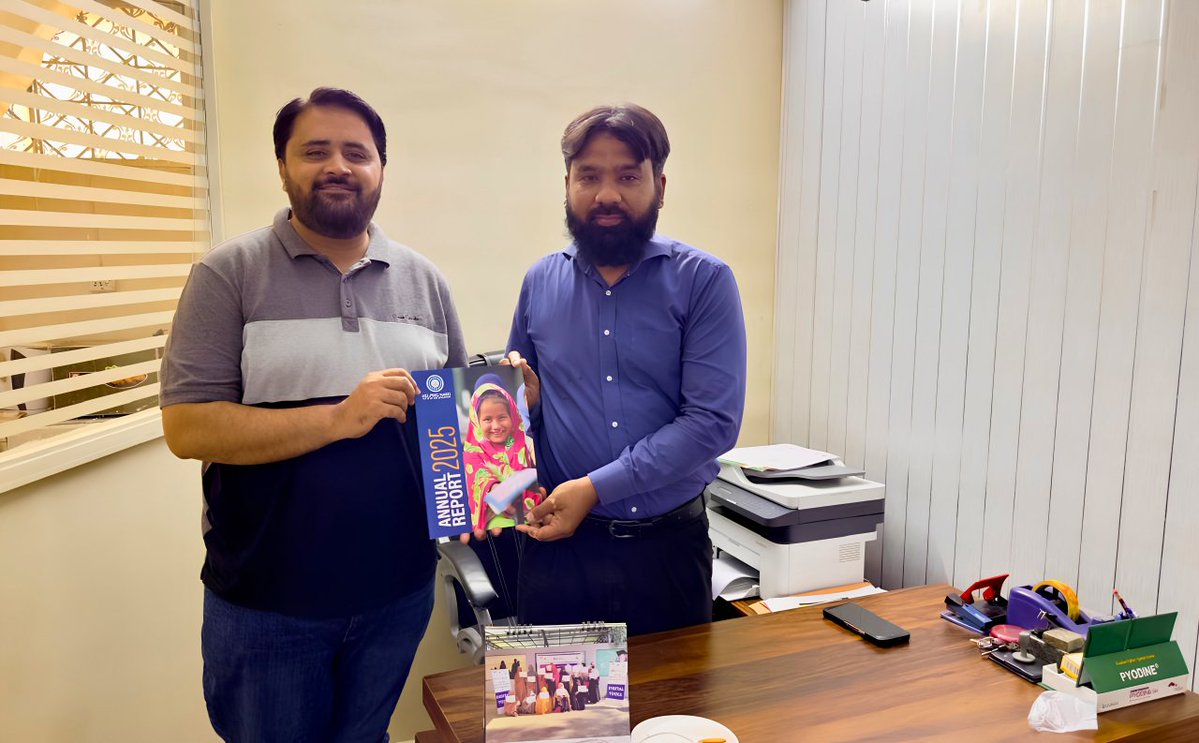 TransparentHand's tweet photo. Transparent Hands had a productive meeting with Helping Hand Pakistan to explore potential collaborations in healthcare and humanitarian initiatives for underprivileged communities.
#TransparentHands #HelpingHands #Partnership #SocialImpact #fyp #viralcontent #helpinghandusa https://t.co/BHir7cBcMq