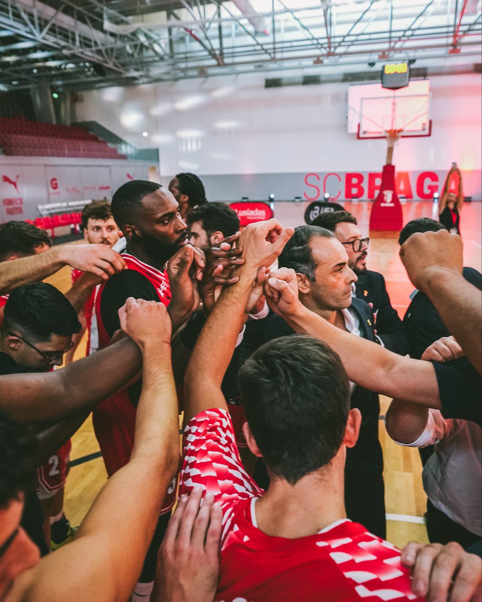 Modalidades_SCB's tweet photo. We move ✊🏻
#BasquetebolSCB https://t.co/NCXiR0BB5q