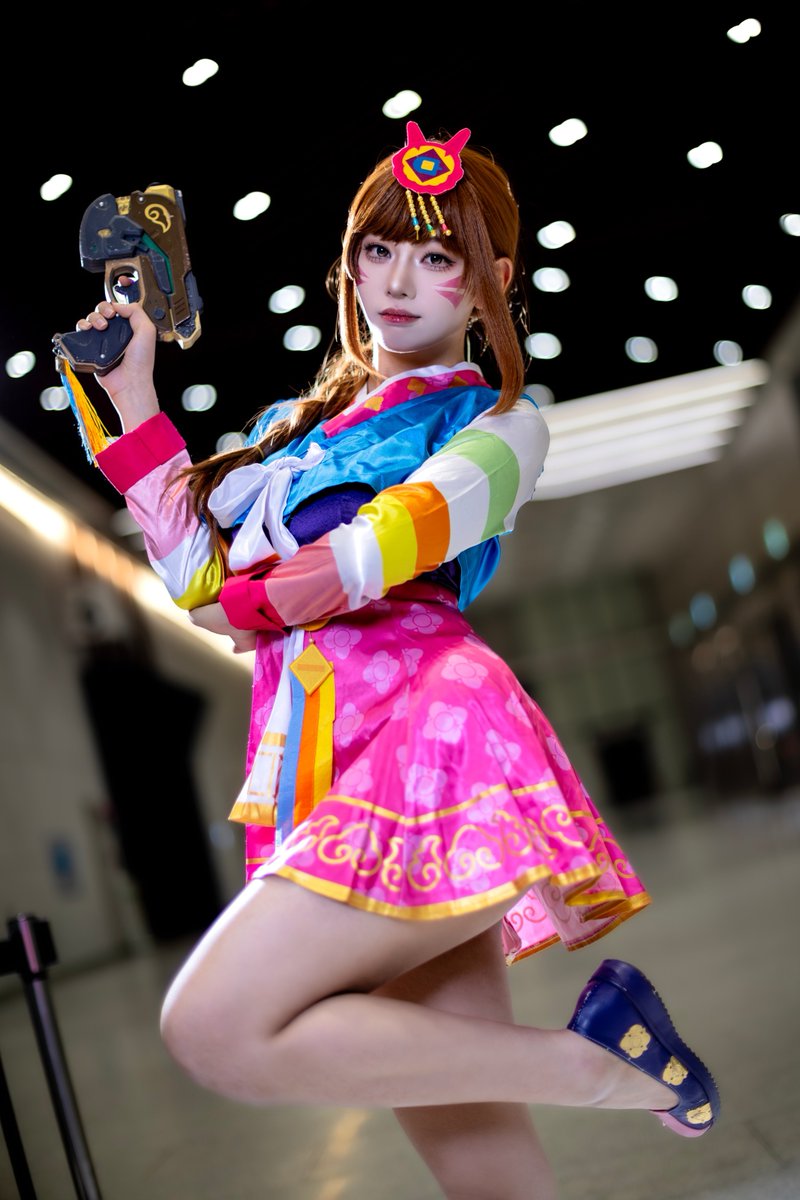 sunyoyun's tweet photo. https://t.co/ZJzTJqEfg1 💕
#overwatch #overwatchcosplay #Dva https://t.co/GPZQctyhx0