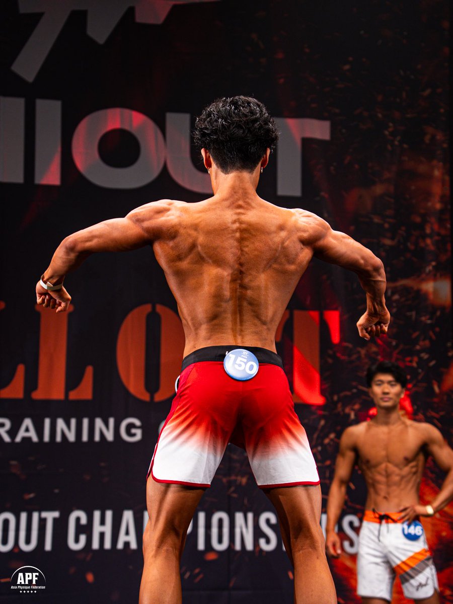 takumagoto_'s tweet photo. 【ご報告】

10/18 
APF ALL OUT CHAMPIONSHIPS 2026

・フィジークモデル ファーストタイマー(+174.5cm)🥇
・フィジークモデル ニューカマー(+172cm)🥇
・フィジークモデル クラス20(+171cm)🥇

出場した3つのカテゴリー全てで優勝し、
三冠を達成することが出来ました🏆👑🏅

出場すると決めてから大会出場に至るまで、
『妥協なしにやりきる』と自分の中でそう誓い、
一片の悔いなしと胸を張って言い切れるくらいに出来ることは全てやりました。
こうしてここまで駆け抜けてこられたのも、沢山の方の支えがあったからこそだと感じていますし、一人で掴んだ結果ではなく、支えて下さった皆さんと掴み取った結果だと心の底から感じています。

そして初めての大会出場がAPFさんで本当に良かったです🙇‍♂️🤝
出場されていた選手一人一人にドラマがあり、そんな選手を第一に大会運営をされているAPFさんのステージは、出場者の心をより一層熱くさせ何より楽しみながらステージに立てる、そんな最高の空気感でした🙇‍♂️🔥

改めて会場まで応援に駆けつけて下さったファンの皆様、
THE RAMPAGEメンバー、
大会出場まで僕の身体のサポートをしてくれた皆様、

本当に本当にありがとうございました！！！！！

出場された全ての選手の皆様、
APF関係者の皆様、
に心から敬意を表します✨

次は必ずオーバーオールを獲りに！！！
また必ず挑戦します！！！

後藤 拓磨