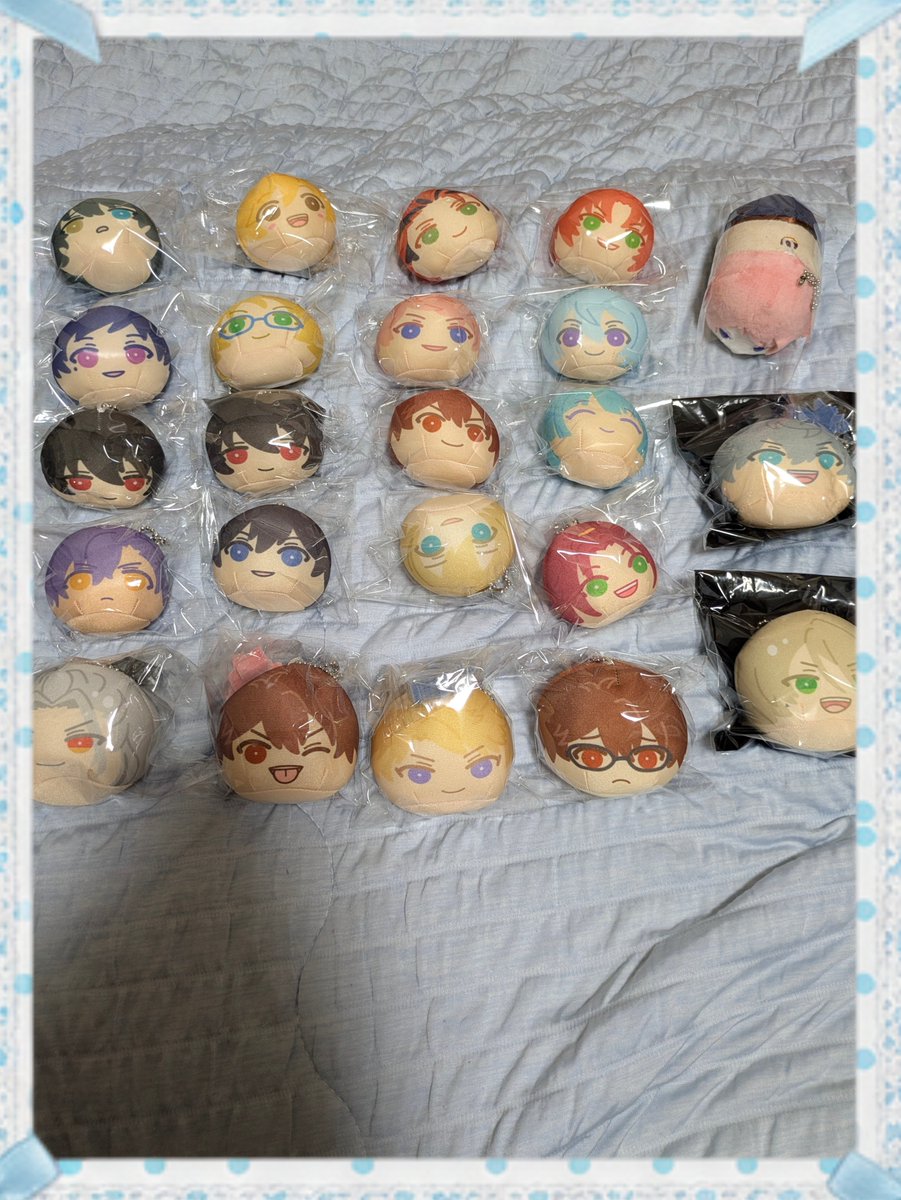 1ezmt's tweet photo. 【交換・買取】あんスタ　グッズ　缶バッチ　おまんじゅう　色紙　キーホルダーなどです。
求　南雲鉄虎様
譲　画像の物です
当方南雲鉄虎様のグッズでしたら基本的に全て求めております♪
気軽にお声がけよろしくお願い致します。 https://t.co/pLEk1ROerH