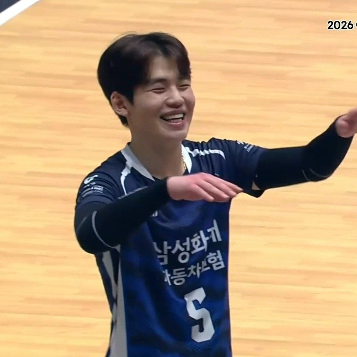 zer0zzang's tweet photo. 모동숲에 나오실 것 같다 https://t.co/y3tsXgyL06