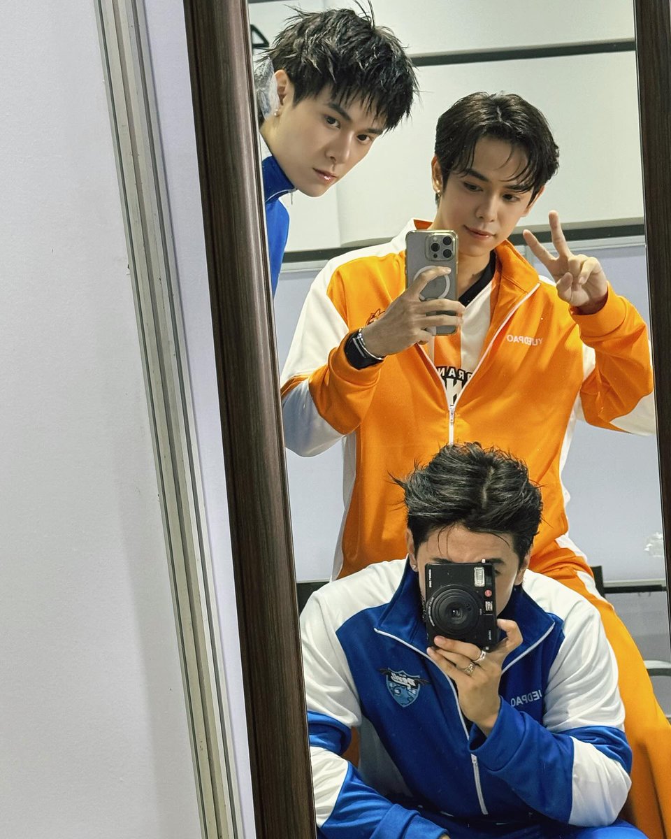 thirdiear's tweet photo. Jadi tahun depan dan berikutnya udah ga mungkin nih? Hhaa oke, sukses deh di rumah baru masing² https://t.co/68dusSBmch
