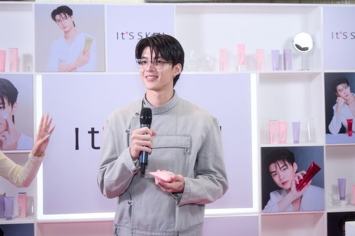 Mcoton99's tweet photo. คิดถึงคุณพรีเซนเตอร์🥺💕

#ITSSKINxMchoiceMintAward2026
#MchoiceMintAwards2026
#MintAwards2026
#ITSSKIN #ITSSKINTHAILAND
#ITSSKINxMeen 
#MchoiceTH #MintMagTH 
#Meennicha8 https://t.co/sI4bMr6xCs